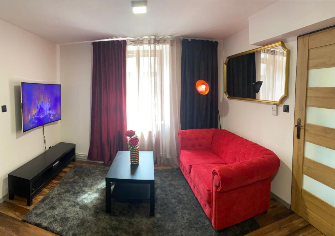 Fiftyshades Apartman S Virivkou 伊赫拉瓦 外观 照片